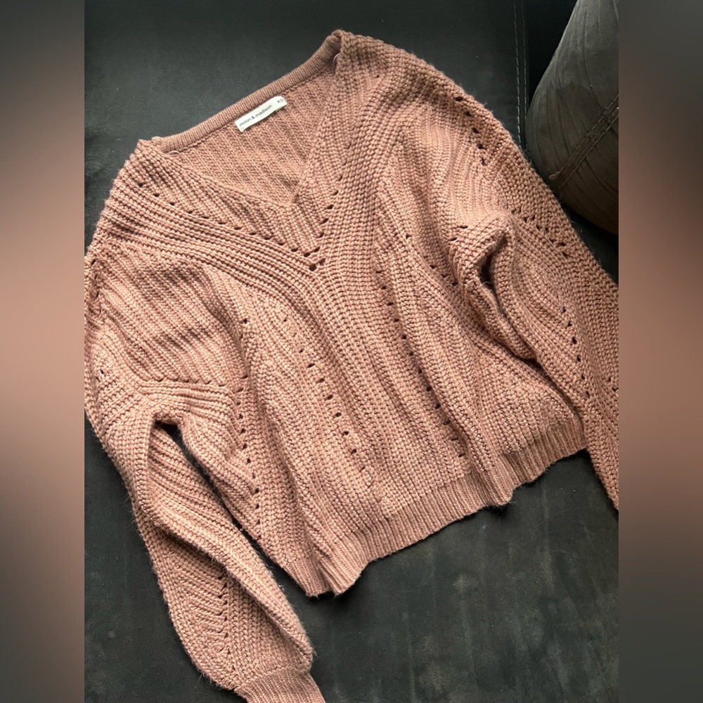 Moon & Madison Balloon Sleeve Sweater XS